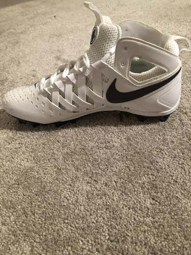 2017 Final Four Issued Nike Alpha Cleats Adult