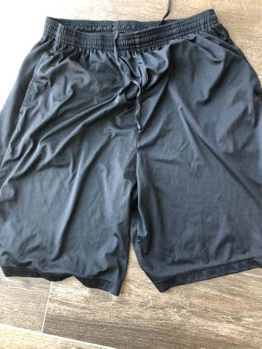 Nike Dri Fit Men’s Large Lacrosse Shorts