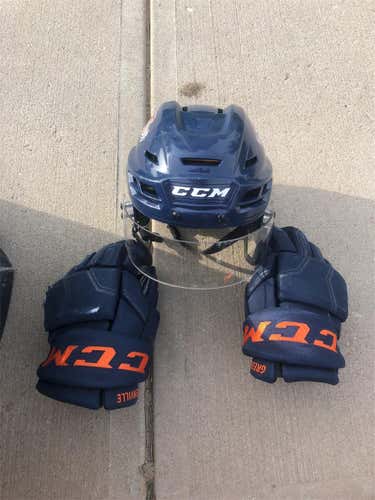 Ccm Combo Helmets And Gloves