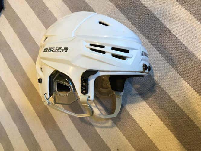 Bauer Re-Akt Helmet White Size Medium