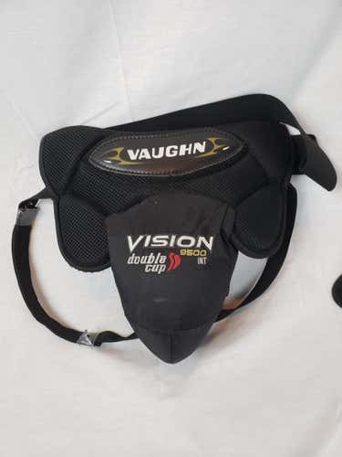Vaughn Accessories & Other intermediate  Goalie cup