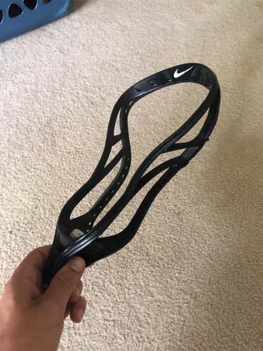 Nike Lakota U