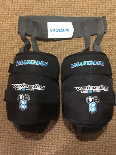 Vaughn Velocity VE8 Pro Senior Knee Pads