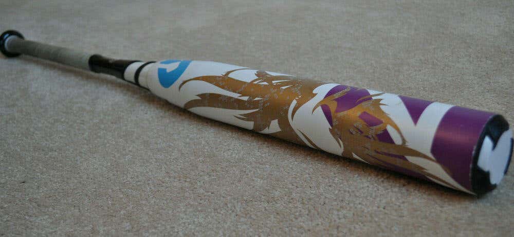 31/21 DeMarini CF9 Fastpitch Softball Bat Balanced -10oz WTDXCFP-17