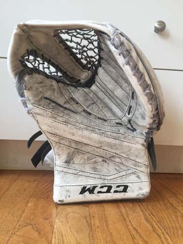 CCM Goalie Glove Regular Senior