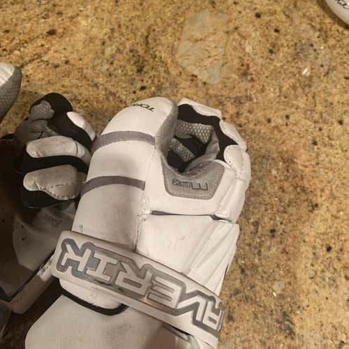 Maverick Max Goalie gloves
