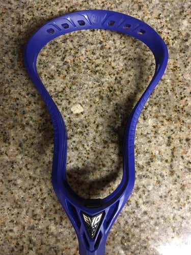 Warrior EVO5 - Unstrung - Royal blue