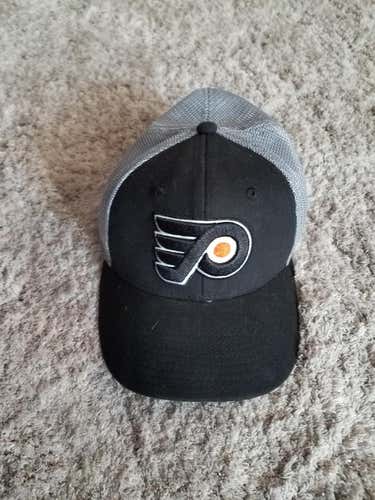 New Adidas Philadelphia Flyers L/XL Hat