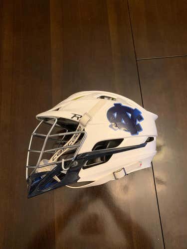 UNC Team Issued Cascade R