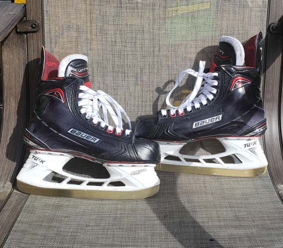 Bauer Vapor 1X 2.0  Size 7.5