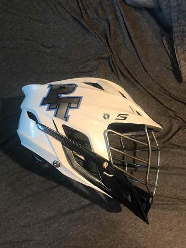 *BRAND NEW* Cascade S