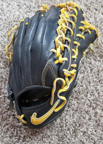 LIKE NEW 12.5" Nike Shadow Edge Baseball Glove BEST OFFER