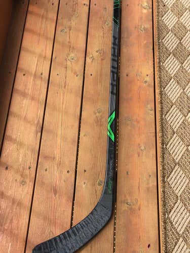 Bauer Vapor ADV Hockey Stick Righty Unknown Intermediate
