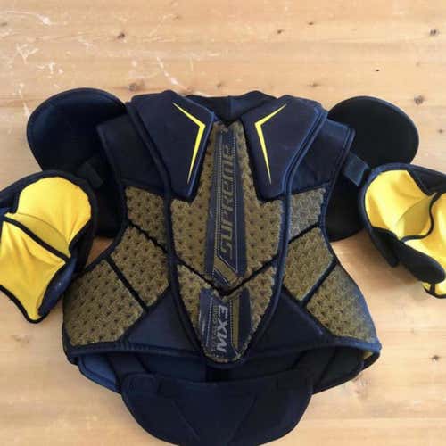 Bauer Supreme MX3 Shoulder Pads