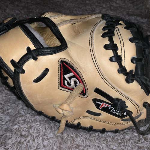 Louisville Slugger Pro Flare Catchers Mitt 33.5