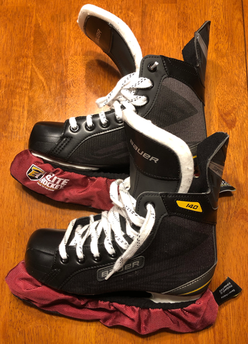 Bauer Supreme 140 Hockey Skates Senior Size 5r