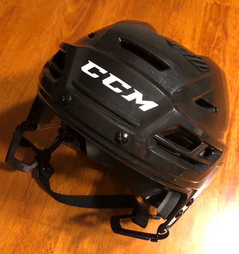 CCM Resistance 100 Helmet Size Medium