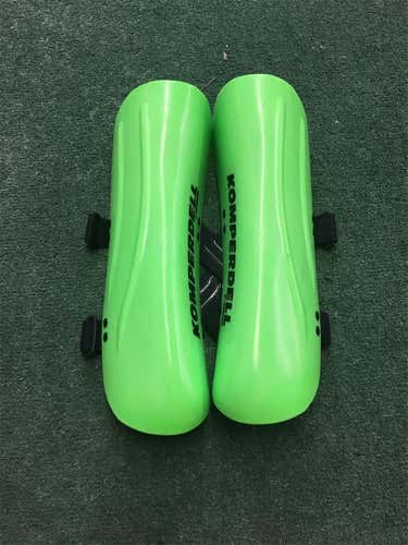 Komperdell Guards 16"