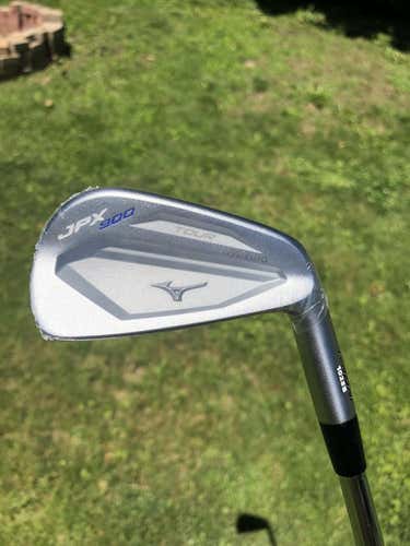 New Mizuno JPX 900 3 Iron