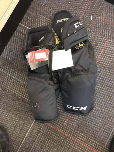 New CCM super Tacks Junior Large Black