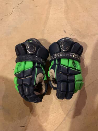 Universal Lacrosse Maverik M3 Lacrosse Gloves