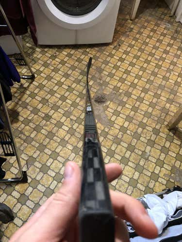 New Bauer Supreme 2S Pro Grip LH NCAA 13263-2 95 Pro Stock Stick
