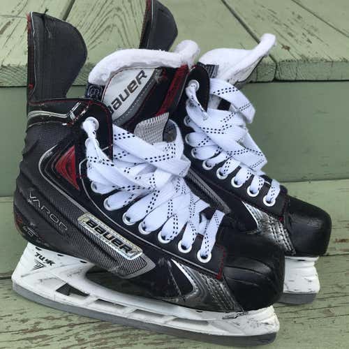 Bauer Hockey Skates Size 6.5
