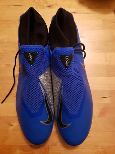 Nike Phantom Vision (Size12.5)