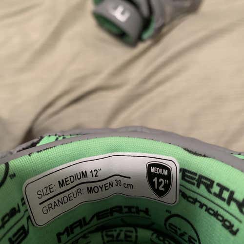 New M4 Lacrosse Gloves