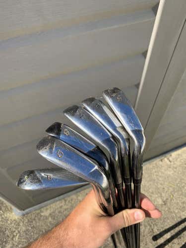 TaylorMade Burner Iron Set Lefty
