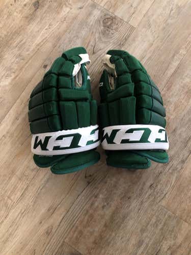 Tacks 4 Roll Pro Gloves Senior Pro Stock