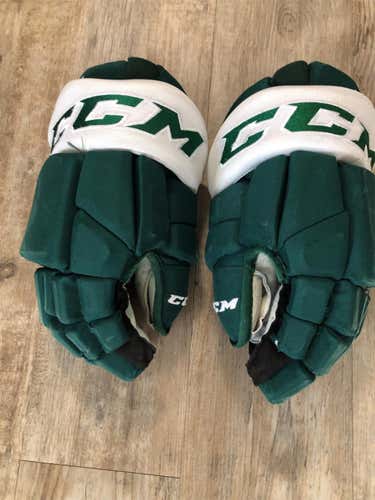 Super Tacks Gloves Senior Pro Stock With Shot Blockers