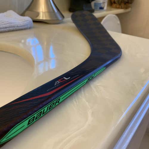 1 Green Backed ADV Dressed 1x Lite LH 87 Flex (Wennberg)
