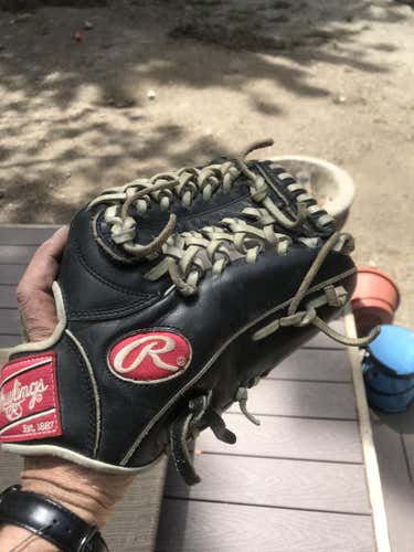 Rawlings Heart of the Hide Baseball Glove