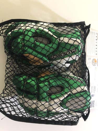 New Maverik Rome Lacrosse Gloves Forest Green