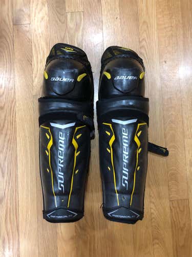 Supreme TotalOne NXG Shin Pads
