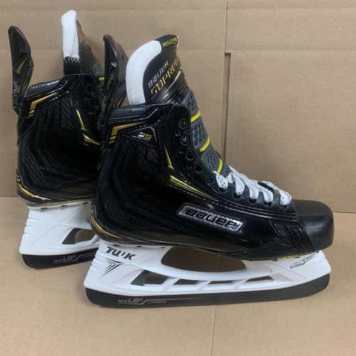 New Supreme 2S Pro Hockey Skates Size 7