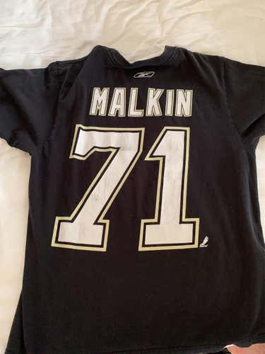 Pittsburgh Penguins Malkin Player Shirt