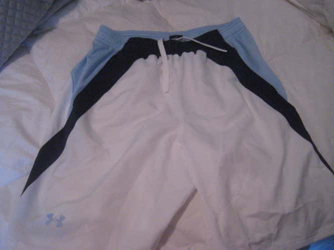 New Under Armour lacrosse shorts M medium with pockets!