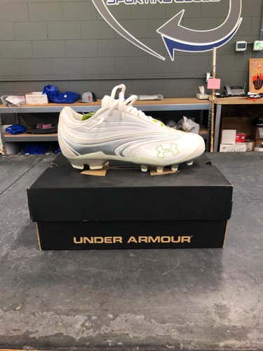 New Under Armour Contender III Women’s Lacrosse Cleats Sz. 5.5 W