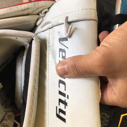 Vaughn Goalie Glove & Blocker Regular Senior