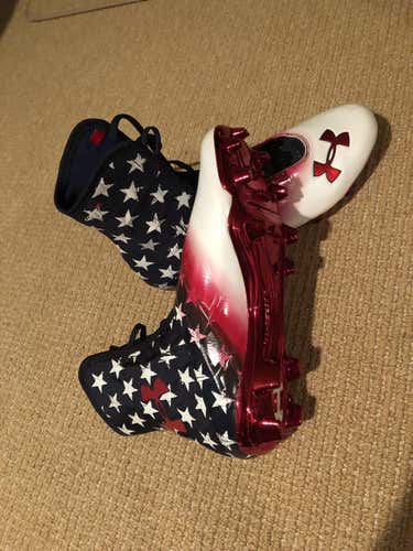 New Under Armour Cleats Adult