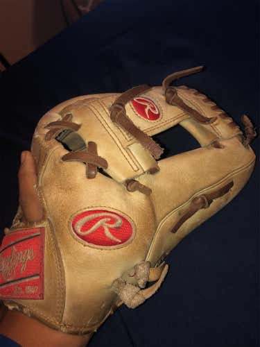 Rawlings Baseball Glove