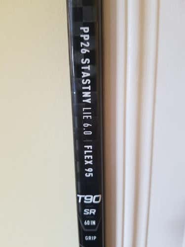 Sher-Wood T90 RH, 95 Flex, PP26. New