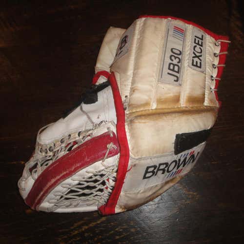 BROWN JB 30 Goalie Glove Regular Senior