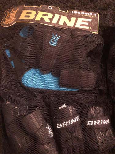 New Uprising II Shoulder Pads Youth Small