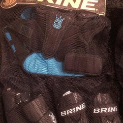 New Uprising II Shoulder Pads Youth Small