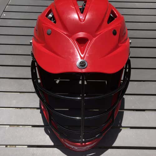 Barely used Cascade CPX-R. No chips, no cracks, no scuffs, no rust, no facemark damage.