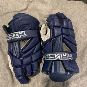Team issued PSU lacrosse gloves