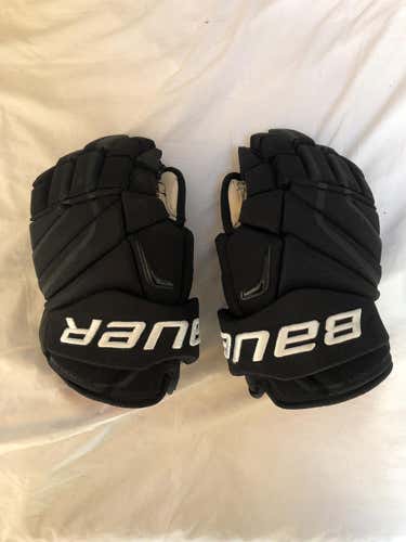 Vapor APX2 Pro Gloves Senior Pro Stock
